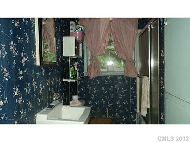 5803 Flay Rd, Cherryville, NC 28021
