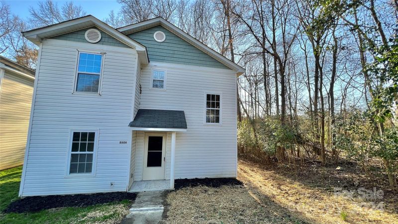 8806 Sharonbrook Dr, Charlotte, NC 28210