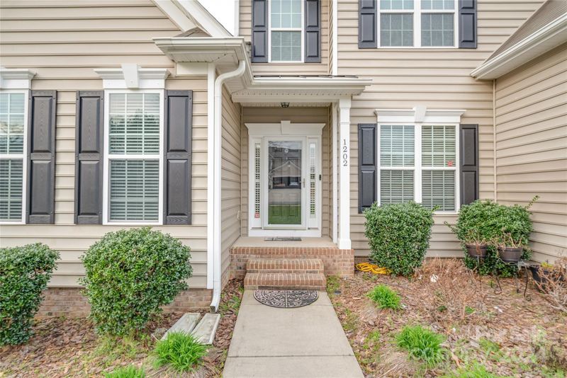 1202 Rockwell View Rd, Matthews, NC 28105