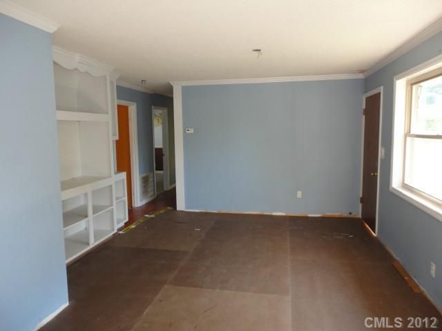 617 Flowe St, Gastonia, NC 28052