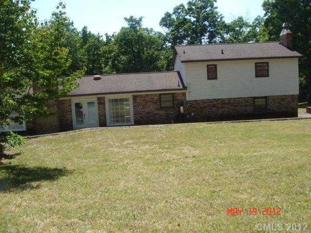 225 Freedom Mill Rd, Gastonia, NC 28052