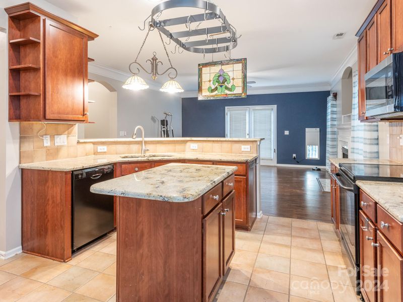 1000 Grayscroft Dr, Waxhaw, NC 28173