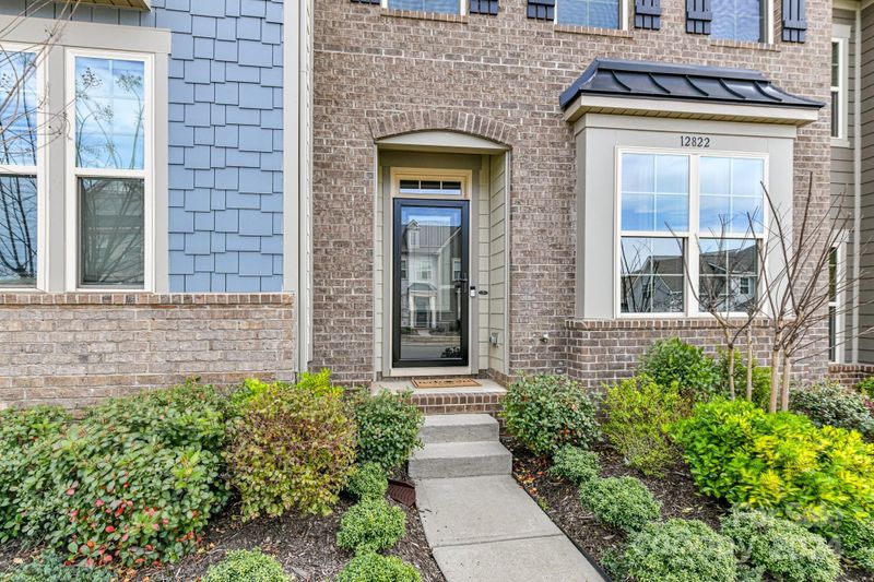 12822 Robert Walker Dr, Davidson, NC 28036