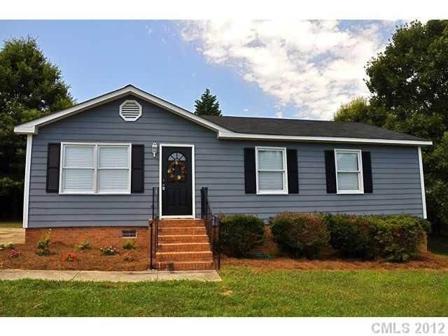 622 Gladedale Ln, Monroe, NC 28110