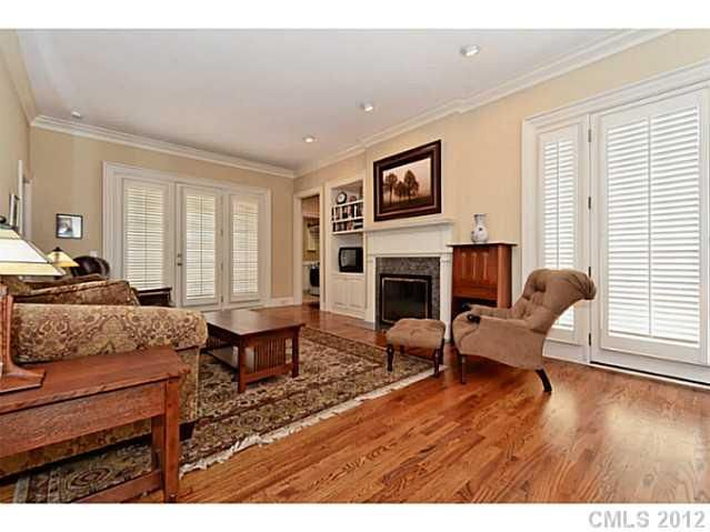 1119 S Kings Dr #8, Charlotte, NC 28207