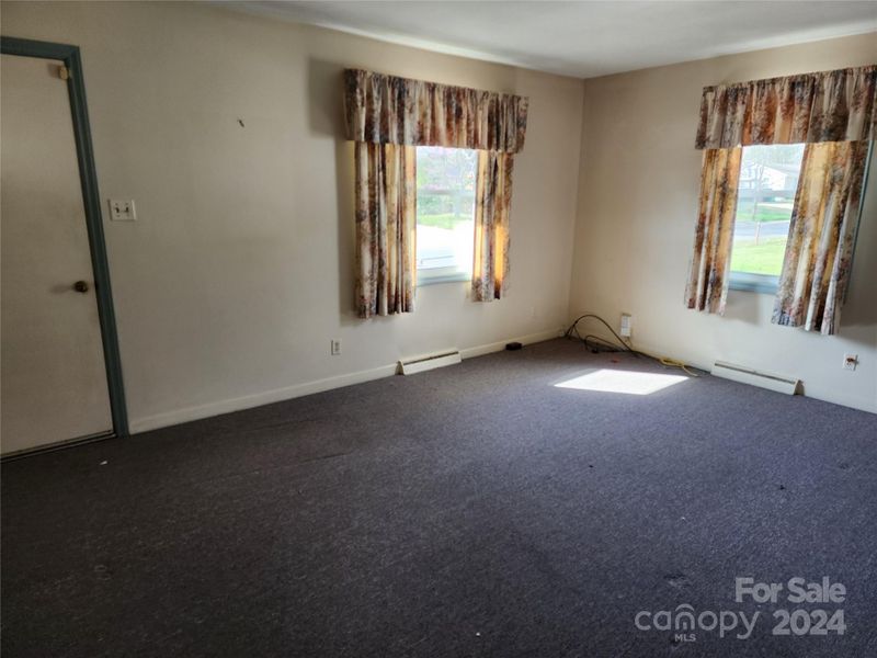 3624 Glenville Ave, Charlotte, NC 28215