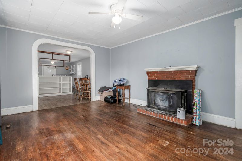 417 25th St SW, Hickory, NC 28602