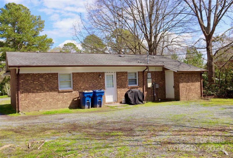 209 Old Williams Rd, Wingate, NC 28174