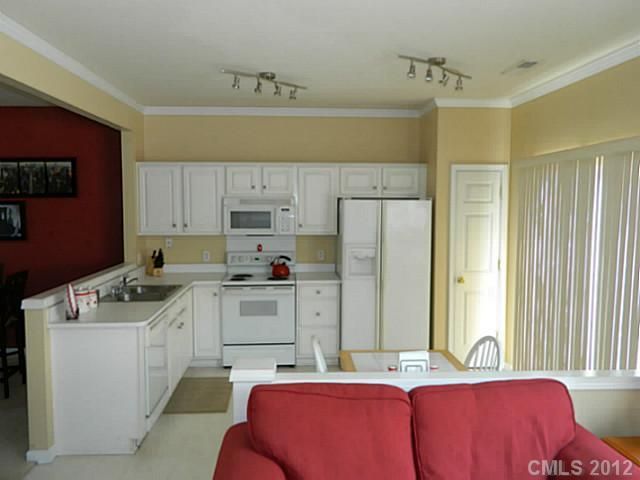15405 Abbots Bridge Rd #15405, Charlotte, NC 28277