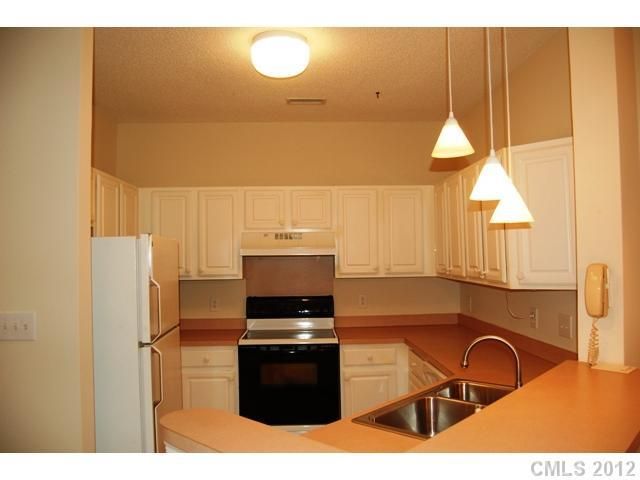 1331 Torrence Cir #22, Davidson, NC 28036