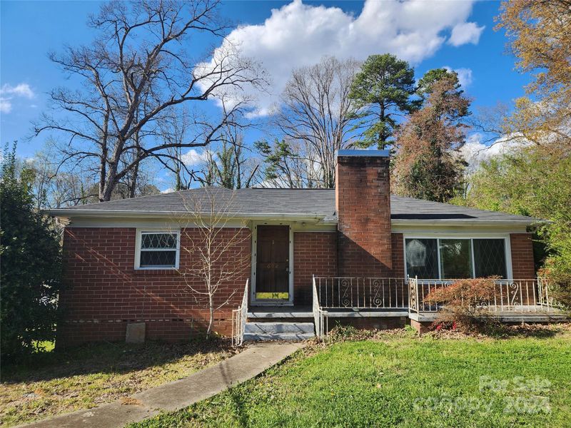 602 Walker St, Kannapolis, NC 28081