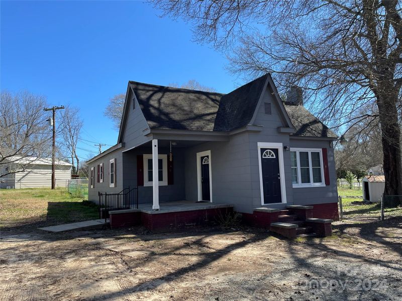 1345 Williams Estate Dr, Lancaster, SC 29720