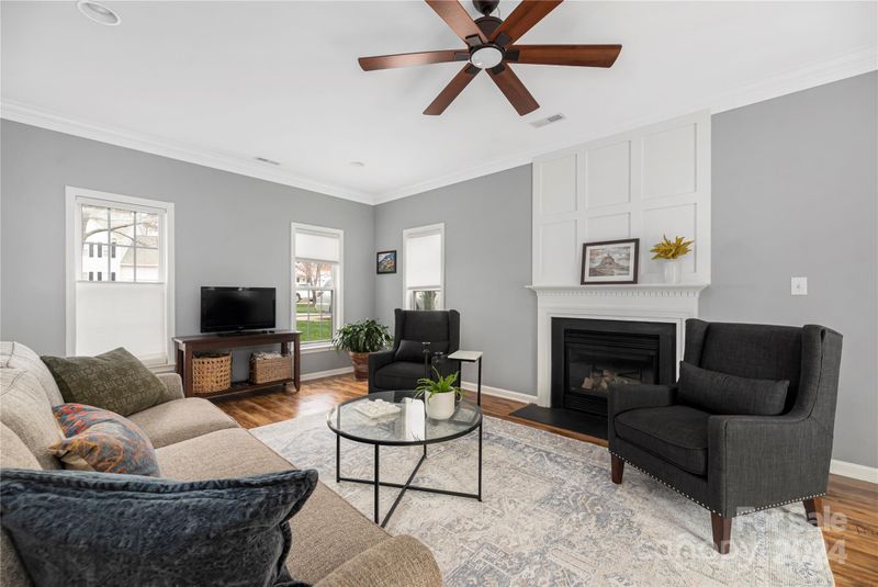 11812 Pheasant Ln, Charlotte, NC 28277