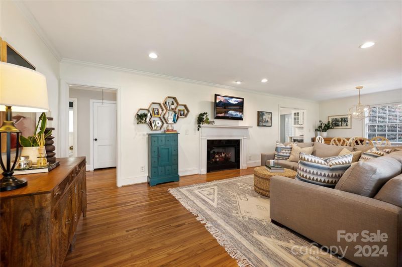 791 Sedgefield Rd, Charlotte, NC 28209