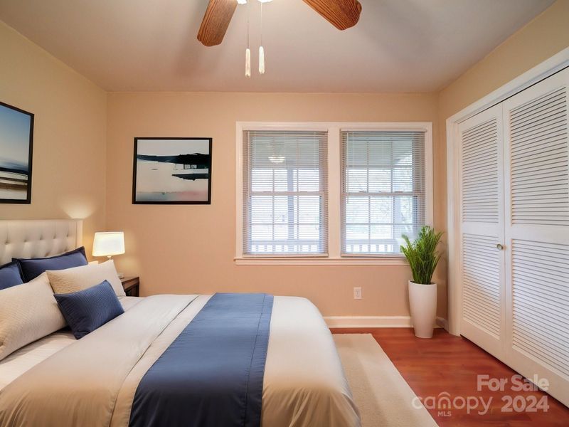 4033 Sudbury Rd, Charlotte, NC 28205