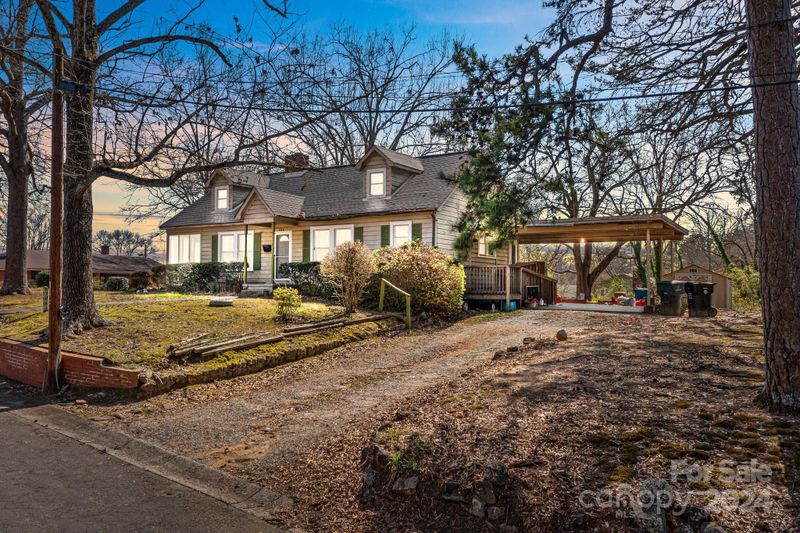 384 SW Dayvault St, Concord, NC 28025