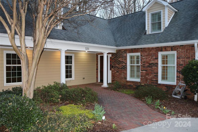 531 Saint Cloud Dr, Statesville, NC 28625