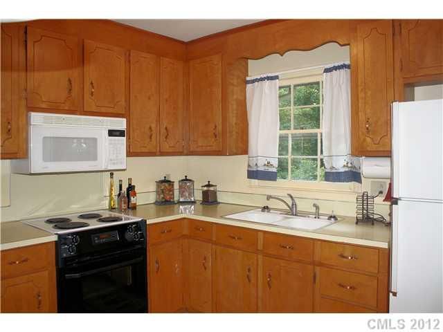 5209 Grafton Dr, Charlotte, NC 28215