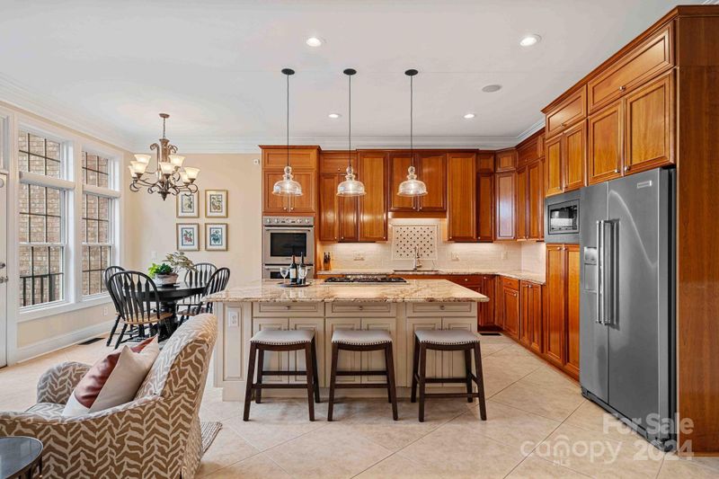 6521 Wakehurst Rd, Charlotte, NC 28226