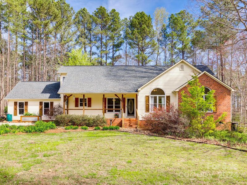 6654 Little Branch Rd, York, SC 29745