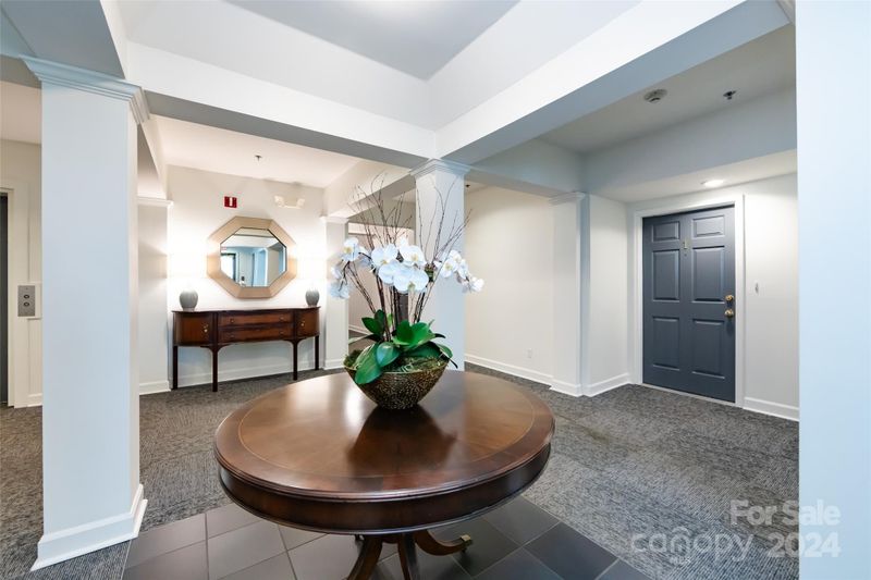 416 Queens Rd #15, Charlotte, NC 28207