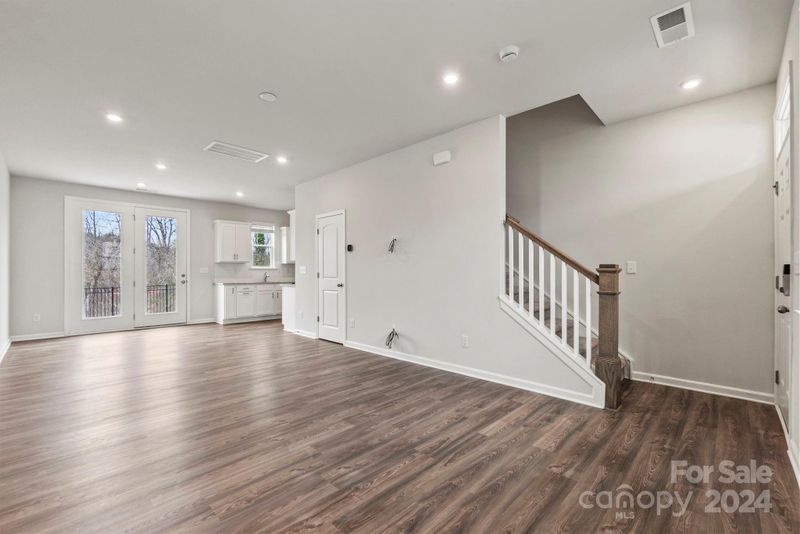 2100 Strawberry Patch St, Charlotte, NC 28208