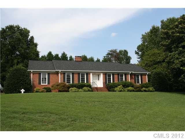 1016 Colony Ct, Gastonia, NC 28056