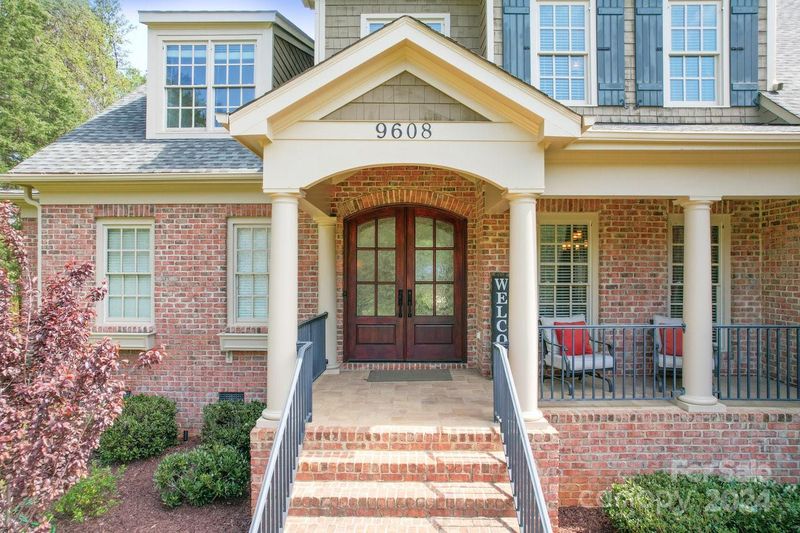 9608 Bales Ln, Charlotte, NC 28227