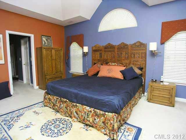 8131 Suttonview Dr, Charlotte, NC 28269