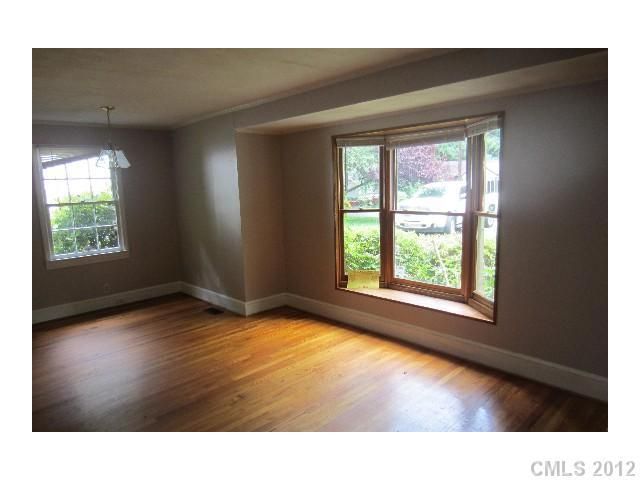 1409 W Cortland Rd, Charlotte, NC 28209