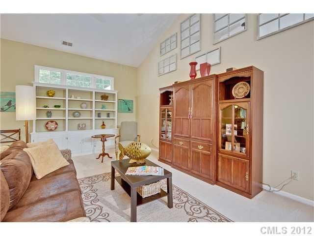 9919 Park Spring Ct, Charlotte, NC 28210
