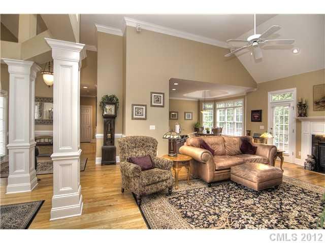 11426 Fernside Dr, Mint Hill, NC 28227