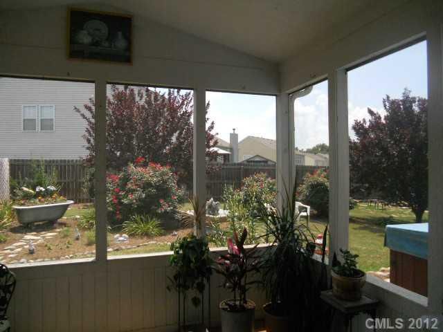 1910 Leesburg Dr, Clover, SC 29710