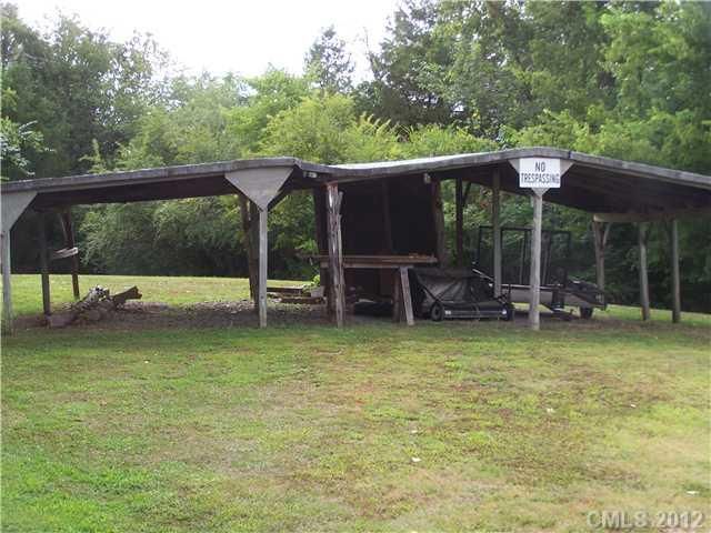 4333 Rainbow Dr, Kannapolis, NC 28081