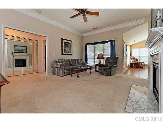 6506 Black Oasis Cir, Fort Mill, SC 29708