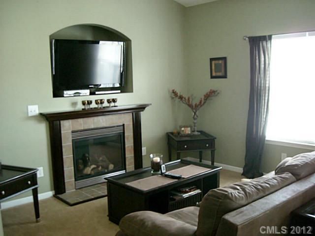 9006 Glenashley Dr, Cornelius, NC 28031