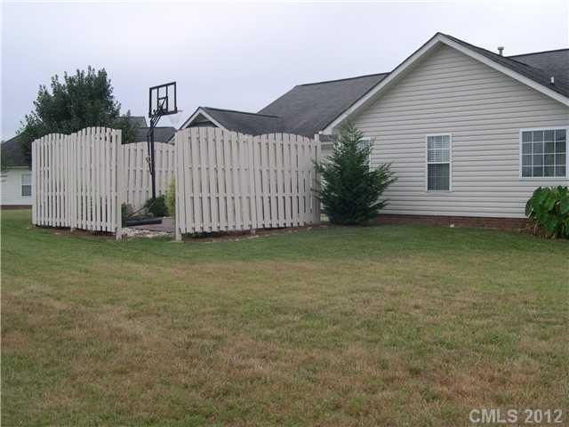 1009 Trillium Pl #82, Indian Trail, NC 28079