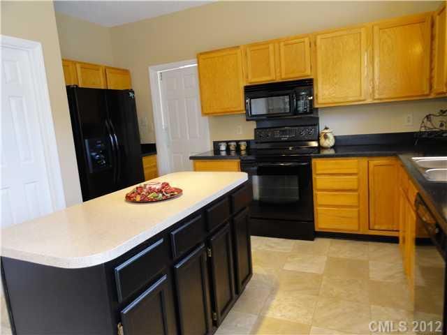 9004 Fairbridge Rd, Charlotte, NC 28277
