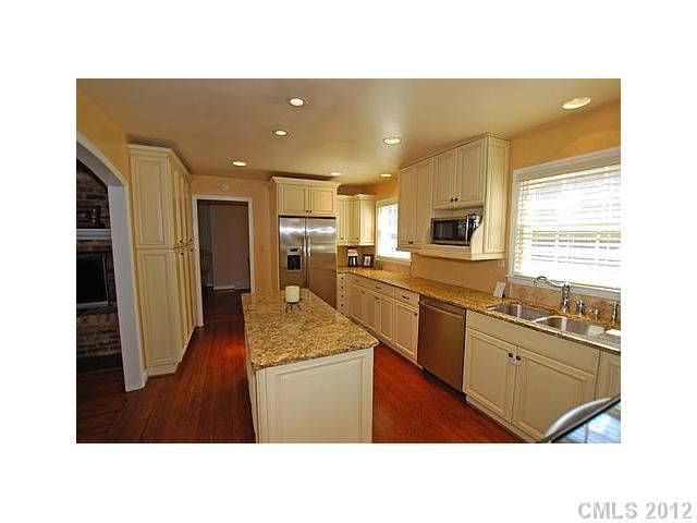 3324 Eastburn Rd, Charlotte, NC 28210