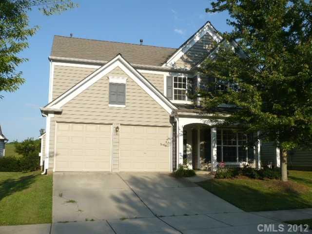 18534 Victoria Bay Dr, Cornelius, NC 28031