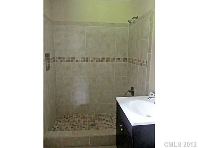6051 Windjammer Dr, Tega Cay, SC 29708