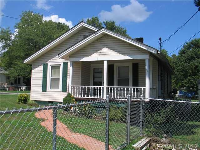 512 Third St, Stanley, NC 28164