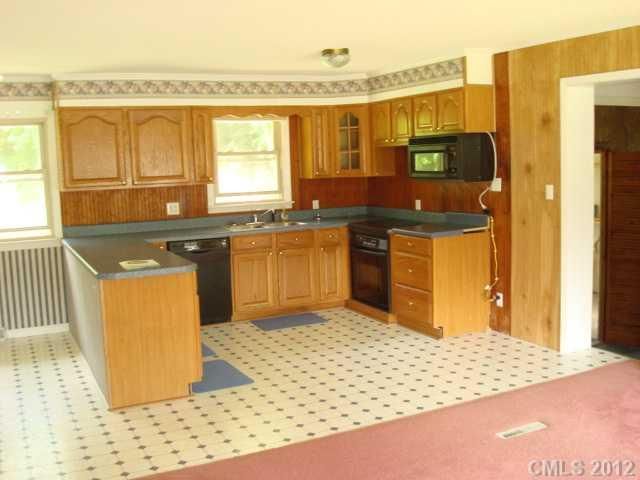 2706 Lowell Bethesda Rd, Gastonia, NC 28056