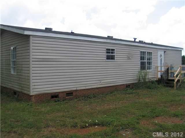 3528 Huie St, Newton, NC 28658