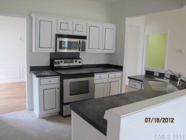 9430 Arcola Ln, Charlotte, NC 28277