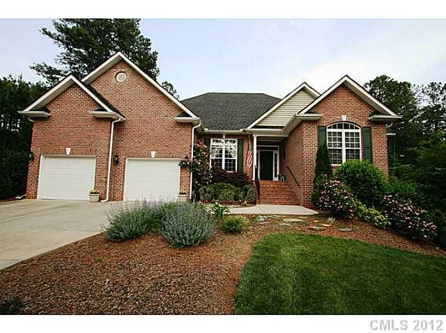 161 Deer Run Dr, Troutman, NC 28166