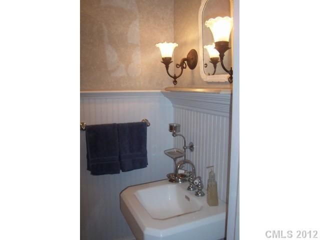 412 S Chester St, Gastonia, NC 28052
