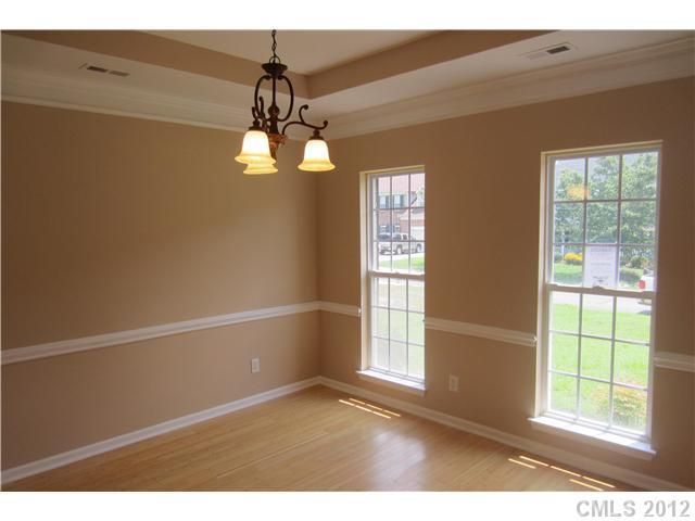 6661 Kingbird Ct, Charlotte, NC 28215