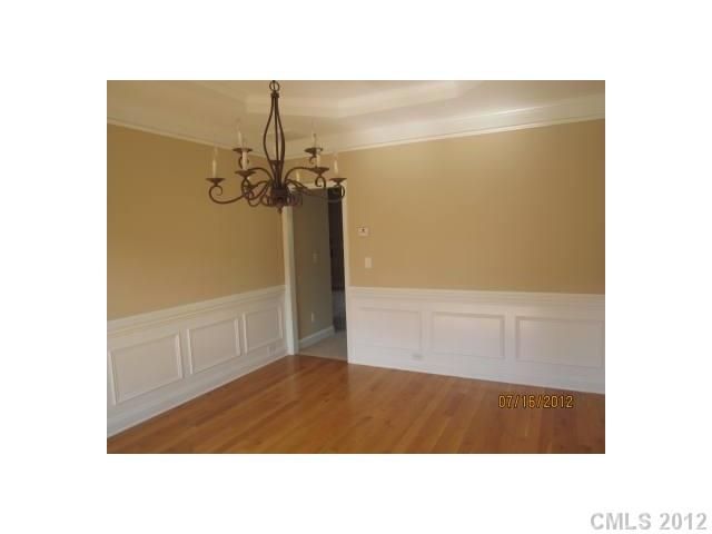 6317 Hermsley Rd, Charlotte, NC 28278