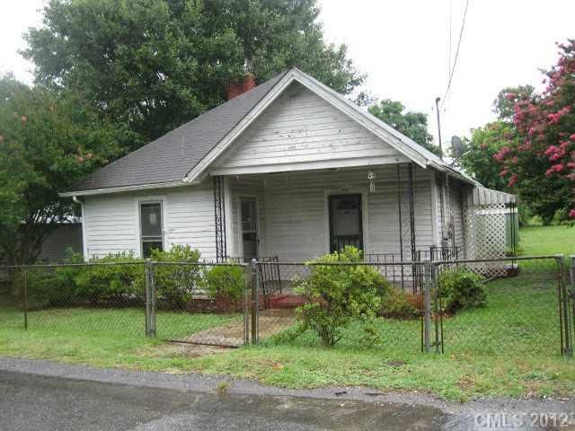 1909 Hemlock Ave, Gastonia, NC 28054